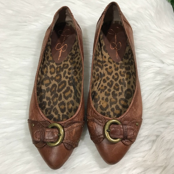 Jessica Simpson Pointed Toe Brown Distressed Flats - Picture 2 of 8